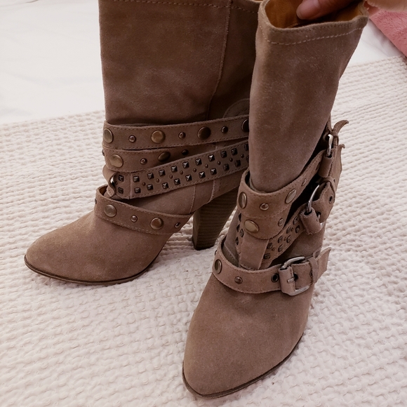 Franco Fortinini Mid-calf Heeled Suede Boots - Picture 4 of 9